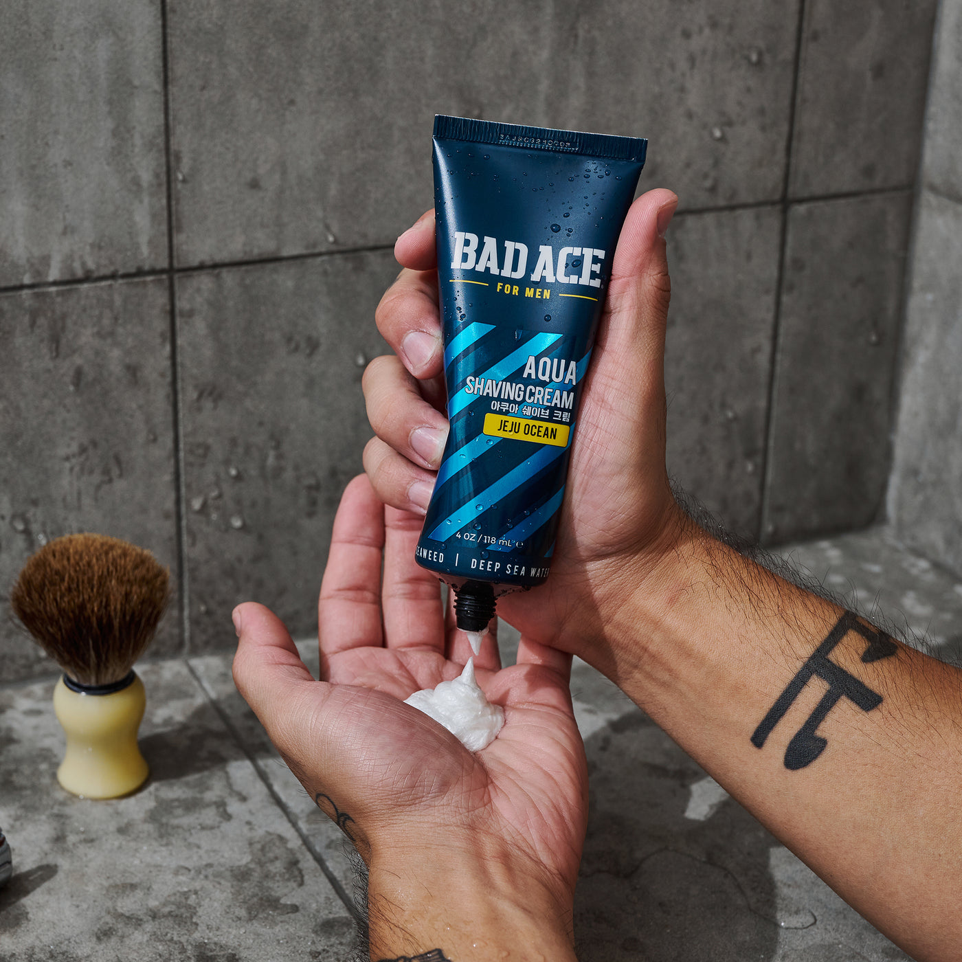 AQUA MARINE-BASED SHAVING CREAM